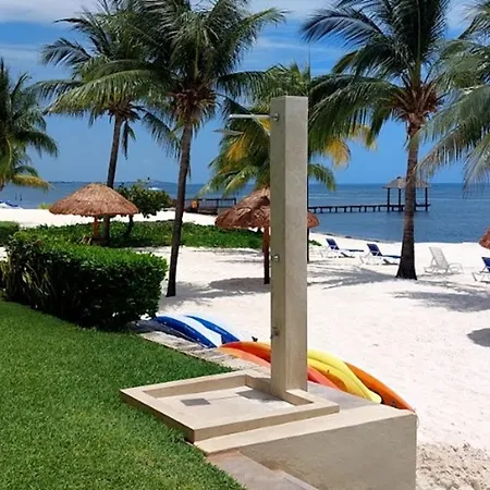 Oceanfront Condo At Unique Location Cancún Exterior foto